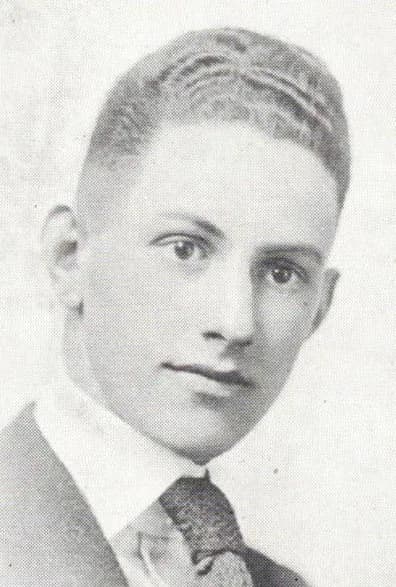 Wynn Warwick — Primary portrait