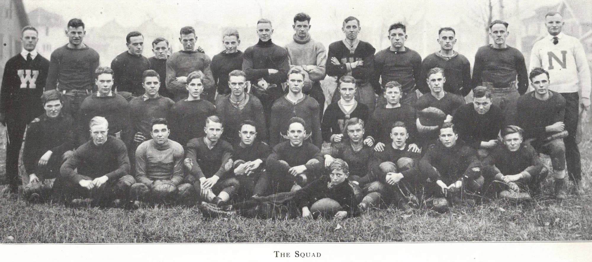 Boys Varsity Football team photograph
