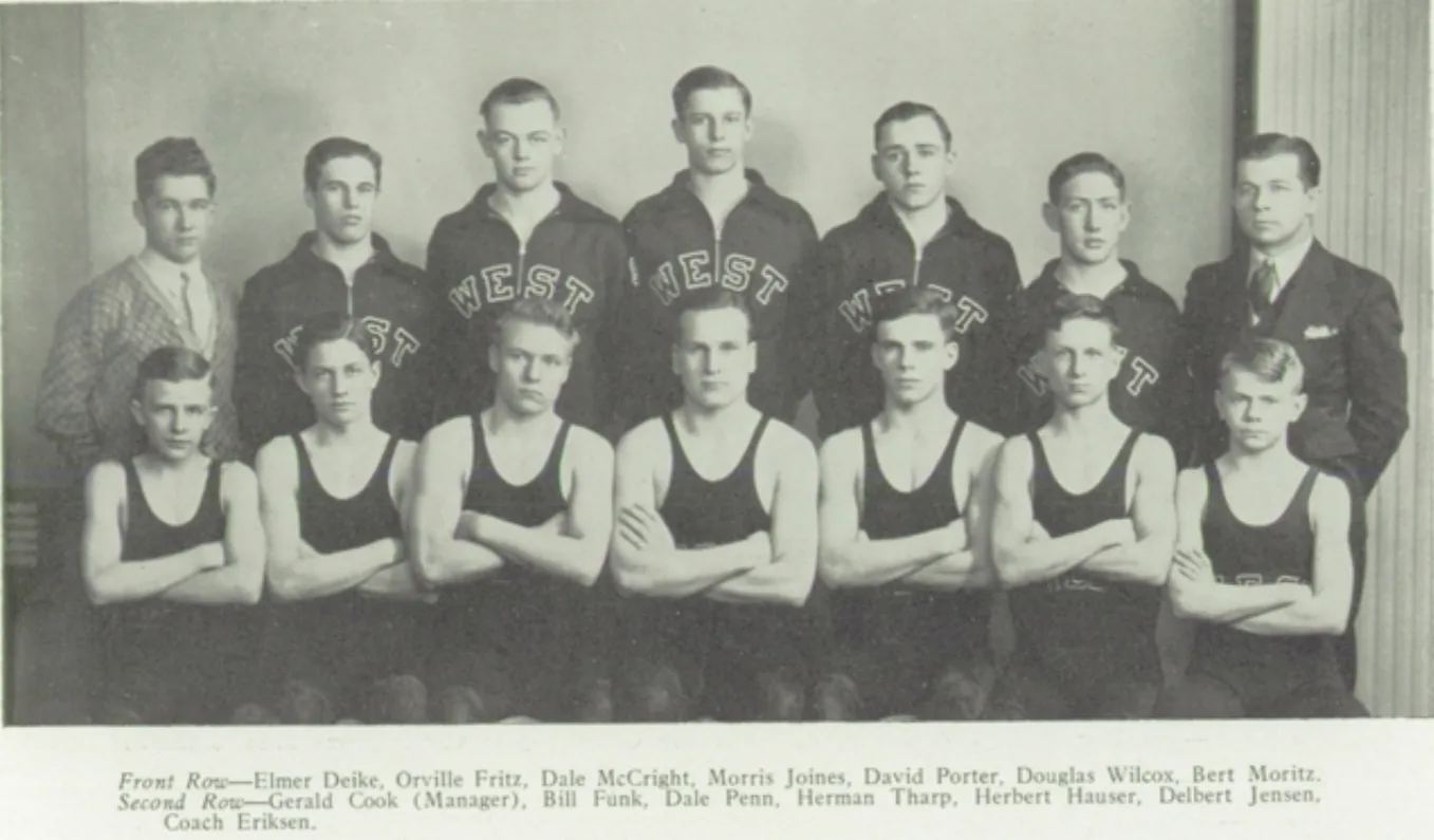 Boys Varsity Wrestling team photograph