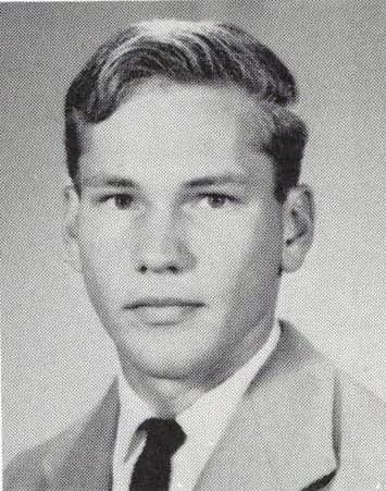 Dennis Gilbertson — Primary portrait