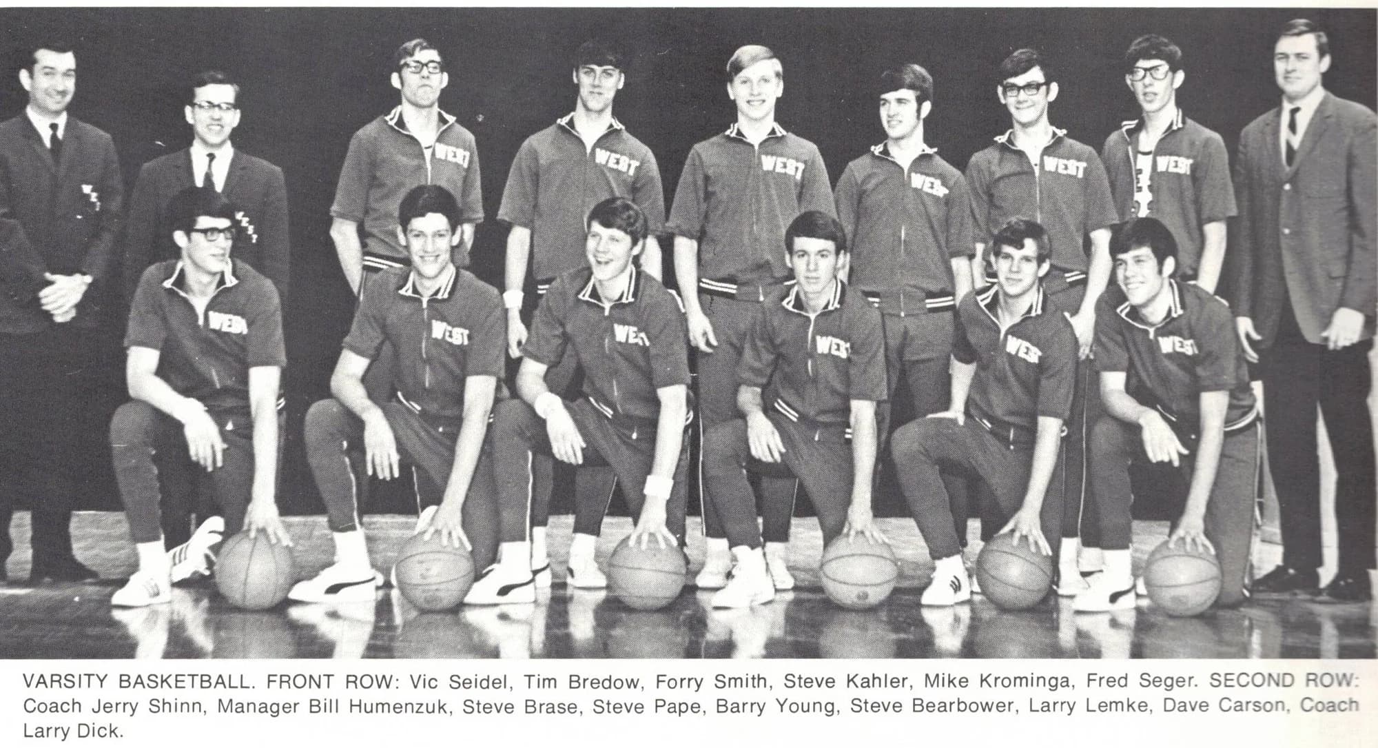 Boys Varsity Basketball