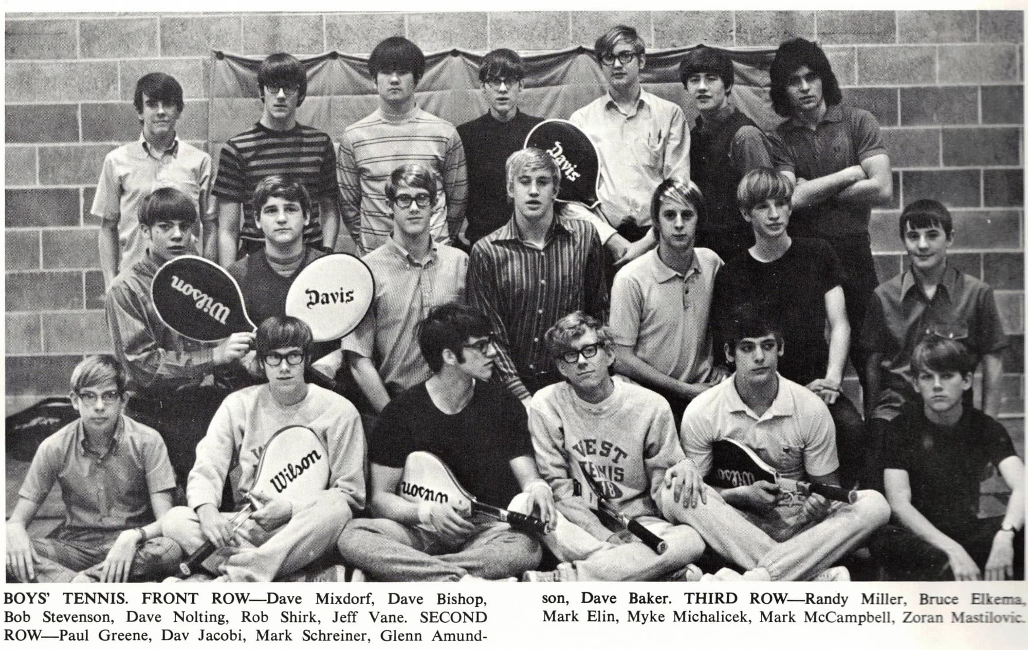 Boys Varsity Tennis team photograph
